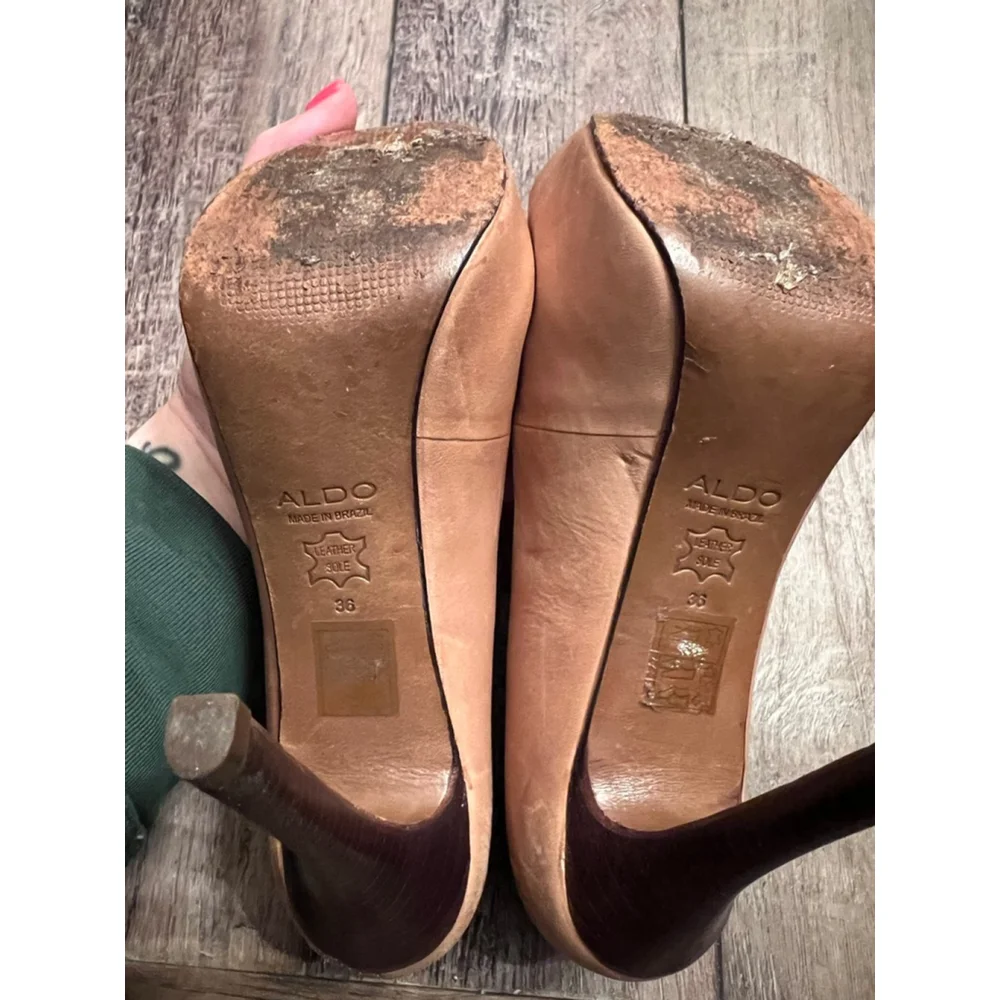 Women's ALDO Tan Leather Peep Toe Heels Size